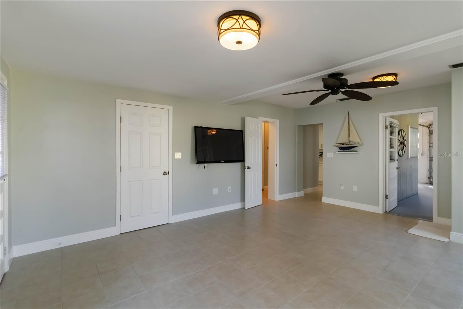 TWIN ISLES ESTATES - Residential