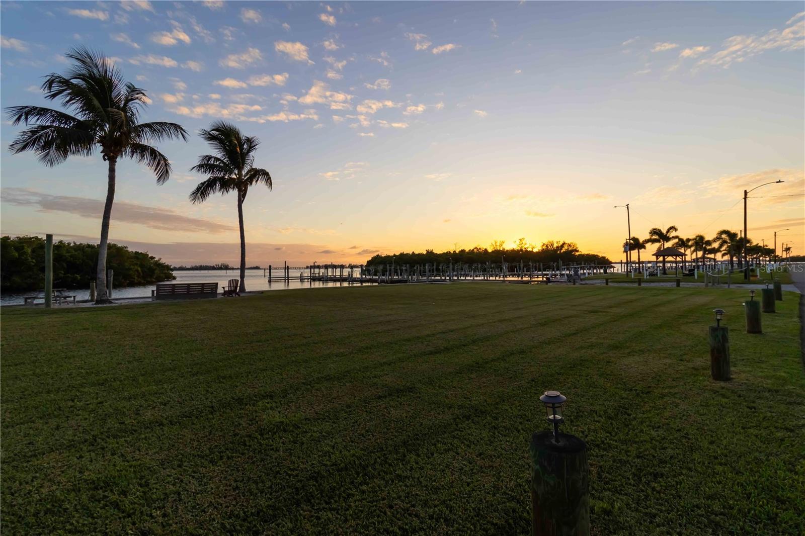 TWIN ISLES ESTATES - Residential