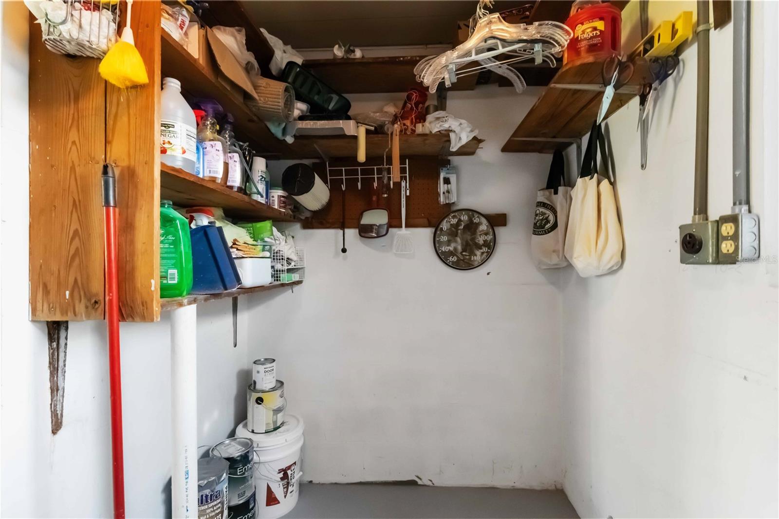 TWIN ISLES ESTATES - Residential