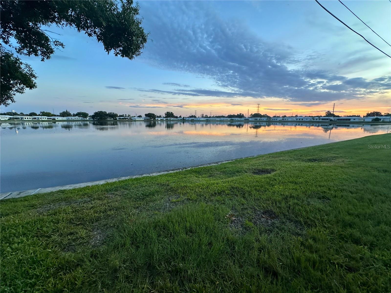 View PINELLAS PARK, FL 33782 house