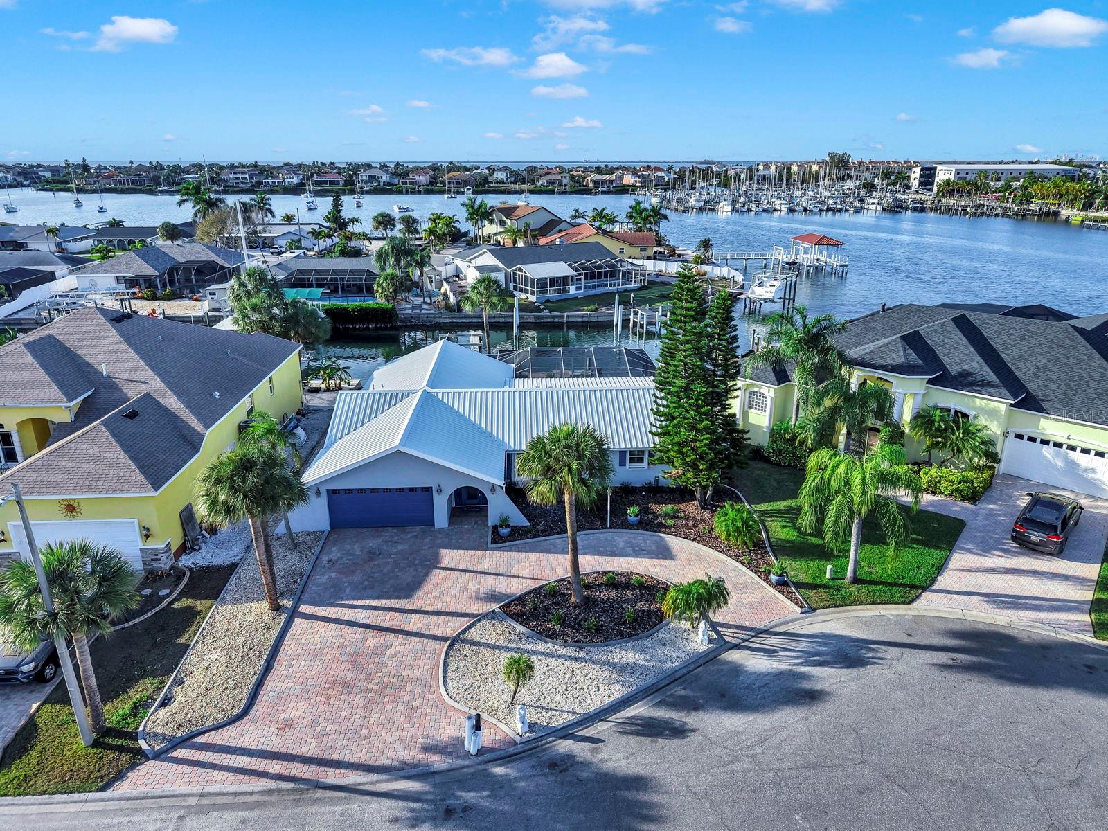 APOLLO BEACH UNIT 13 PT 1 RE - Residential