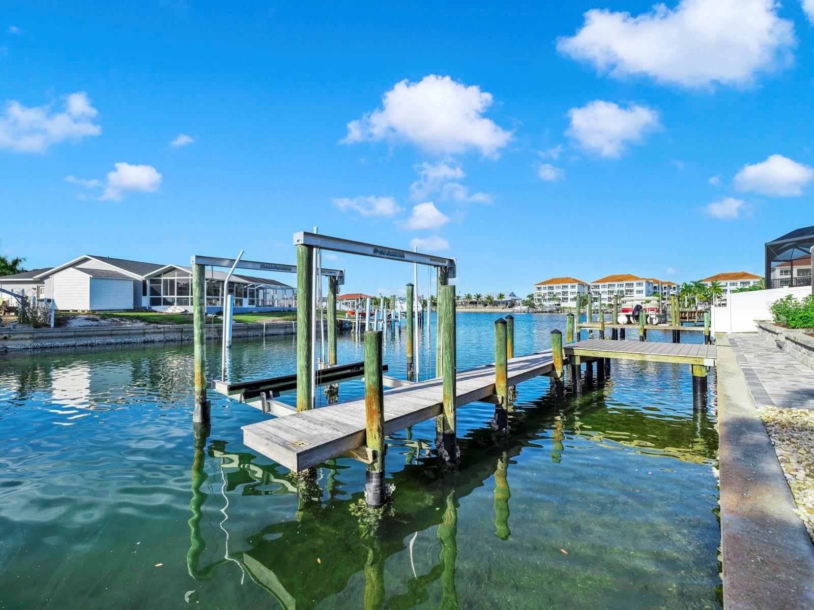 APOLLO BEACH UNIT 13 PT 1 RE - Residential