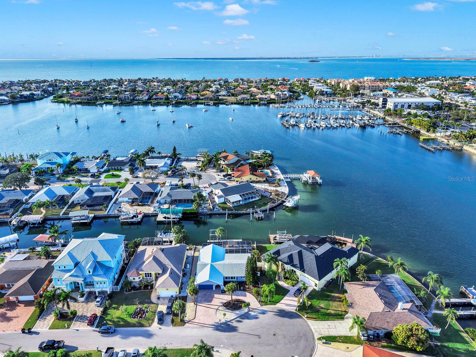 6344 COTTONWOOD LANE