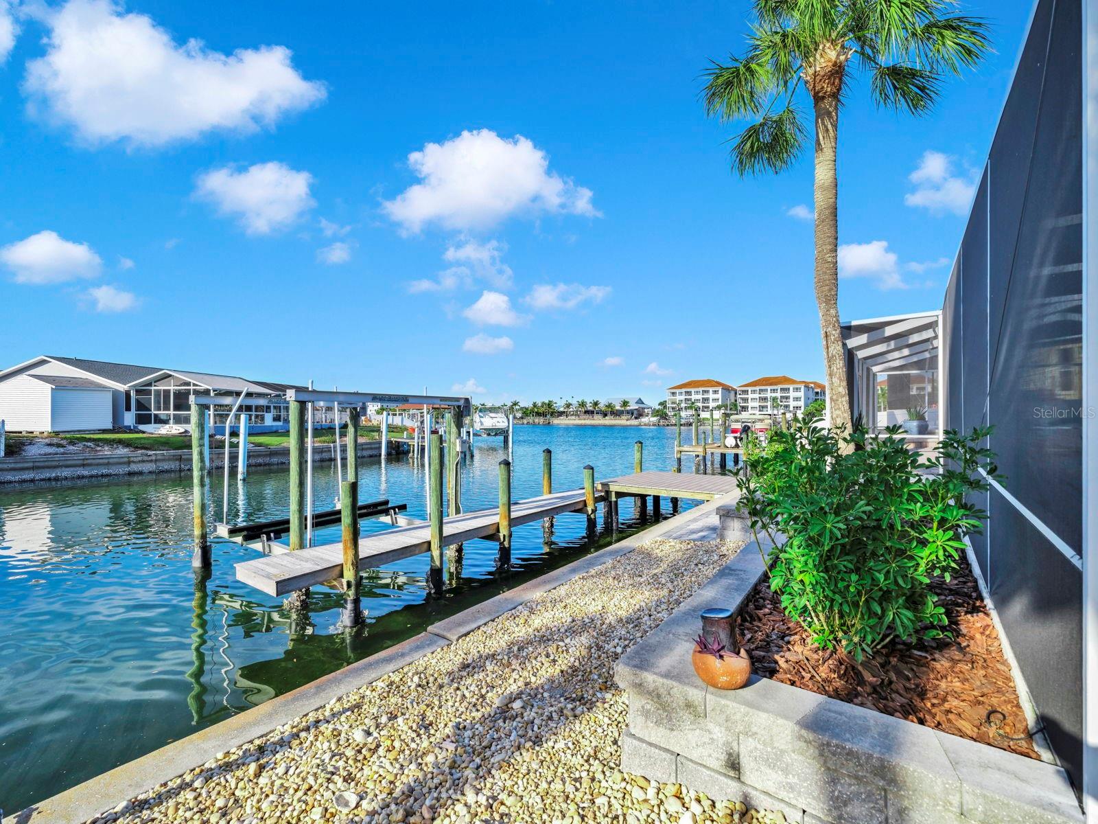 APOLLO BEACH UNIT 13 PT 1 RE - Residential