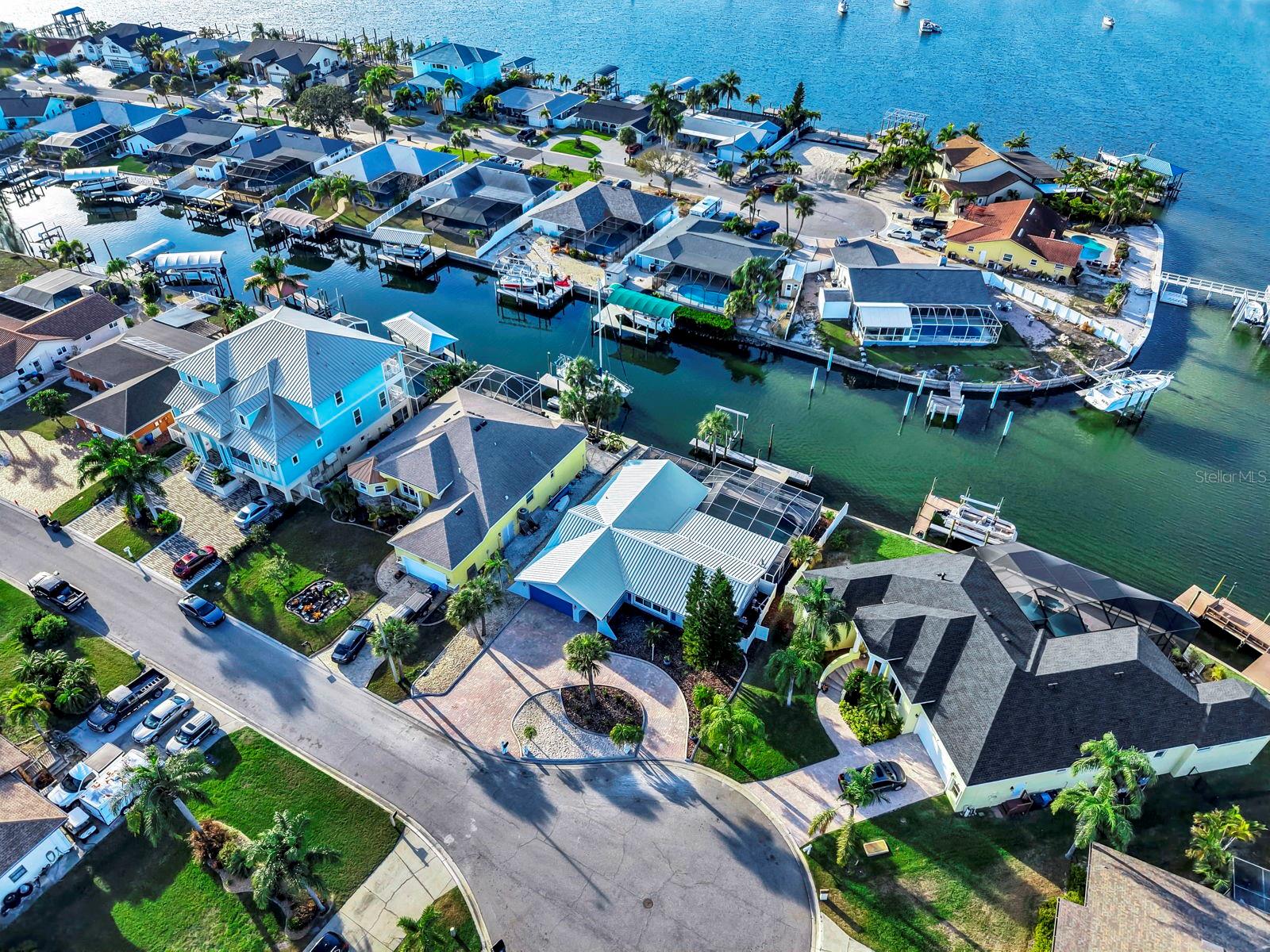 APOLLO BEACH UNIT 13 PT 1 RE - Residential