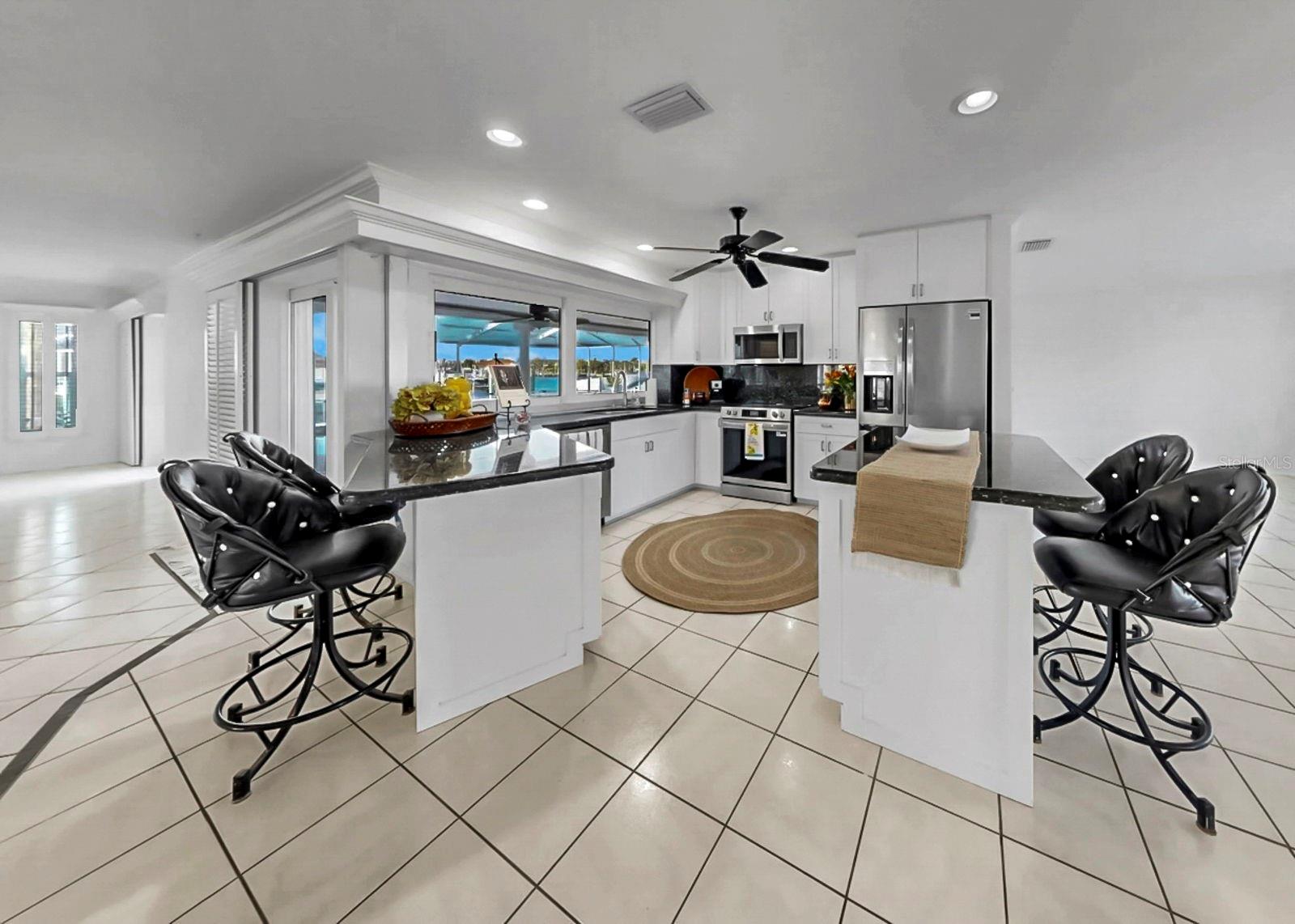 APOLLO BEACH UNIT 13 PT 1 RE - Residential