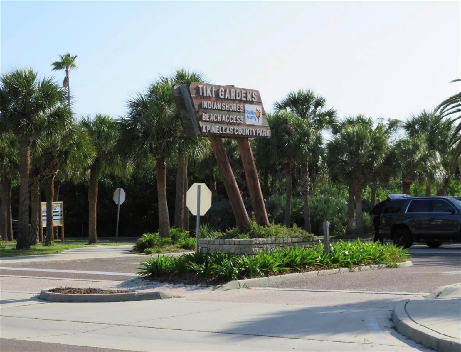 BAREFOOT BEACH RESORT OF INDIAN SHORES - Residential