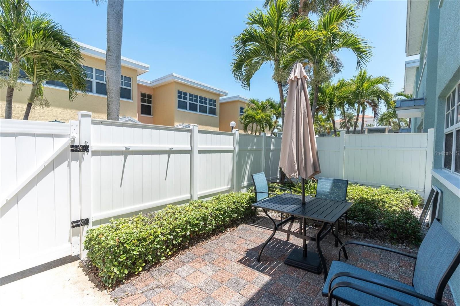 BAREFOOT BEACH RESORT OF INDIAN SHORES - Residential