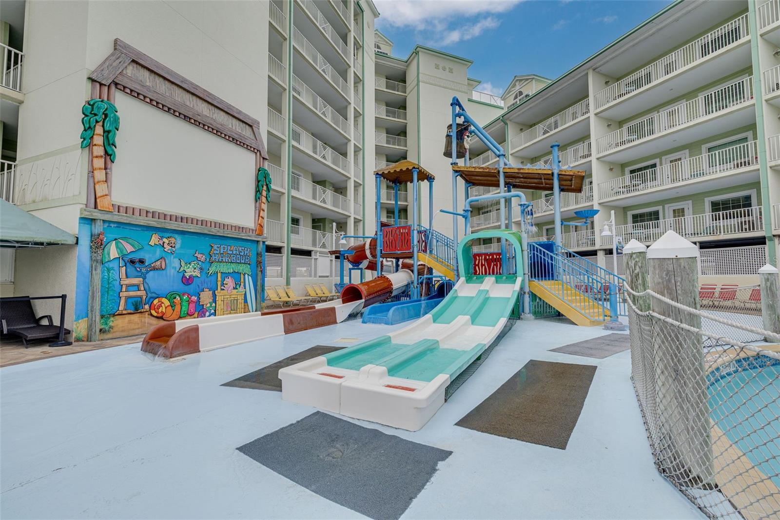 HARBOURSIDE AT MARKER 33 VACATION CONDO - Residential