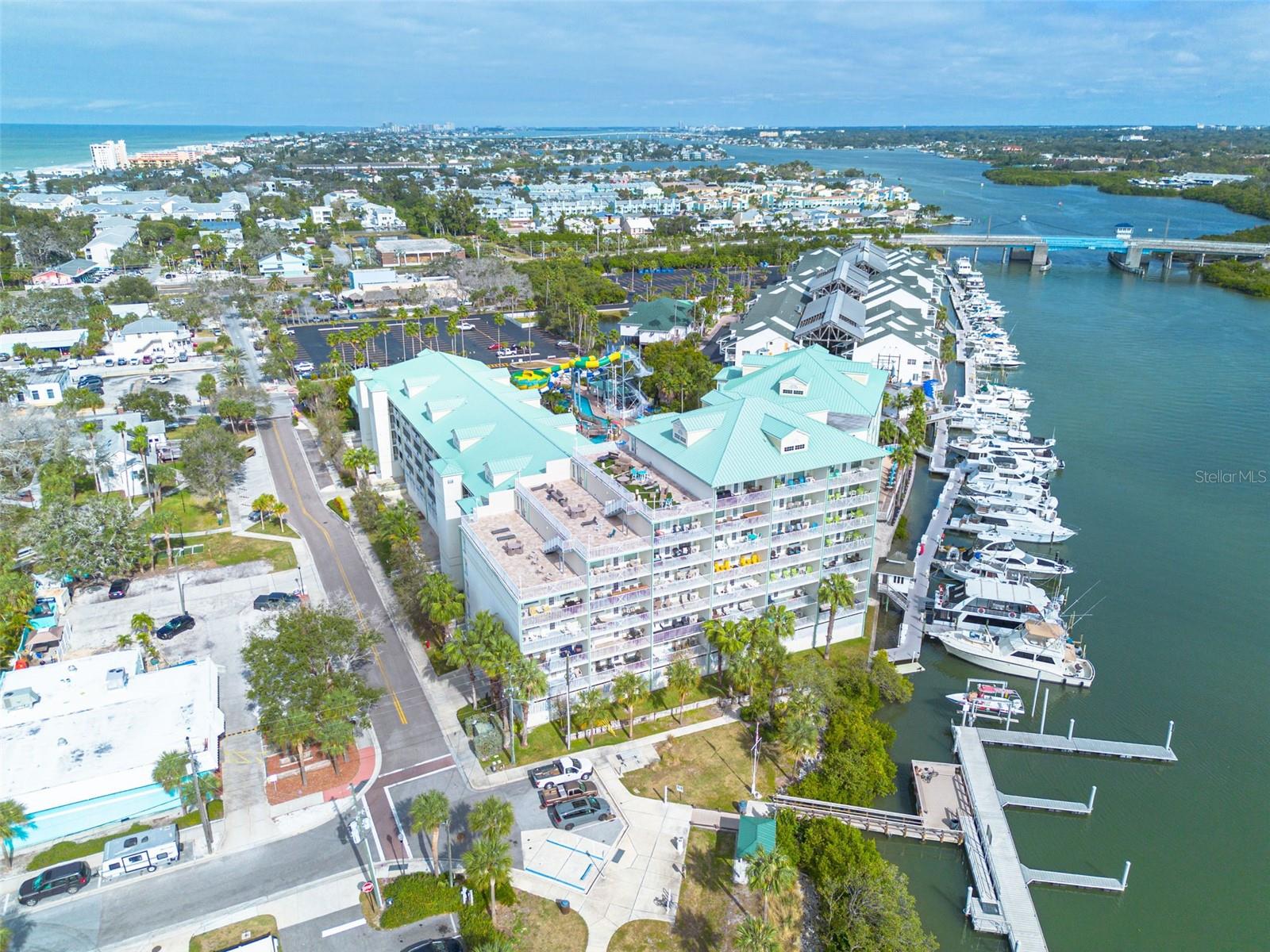 HARBOURSIDE AT MARKER 33 VACATION CONDO - Residential