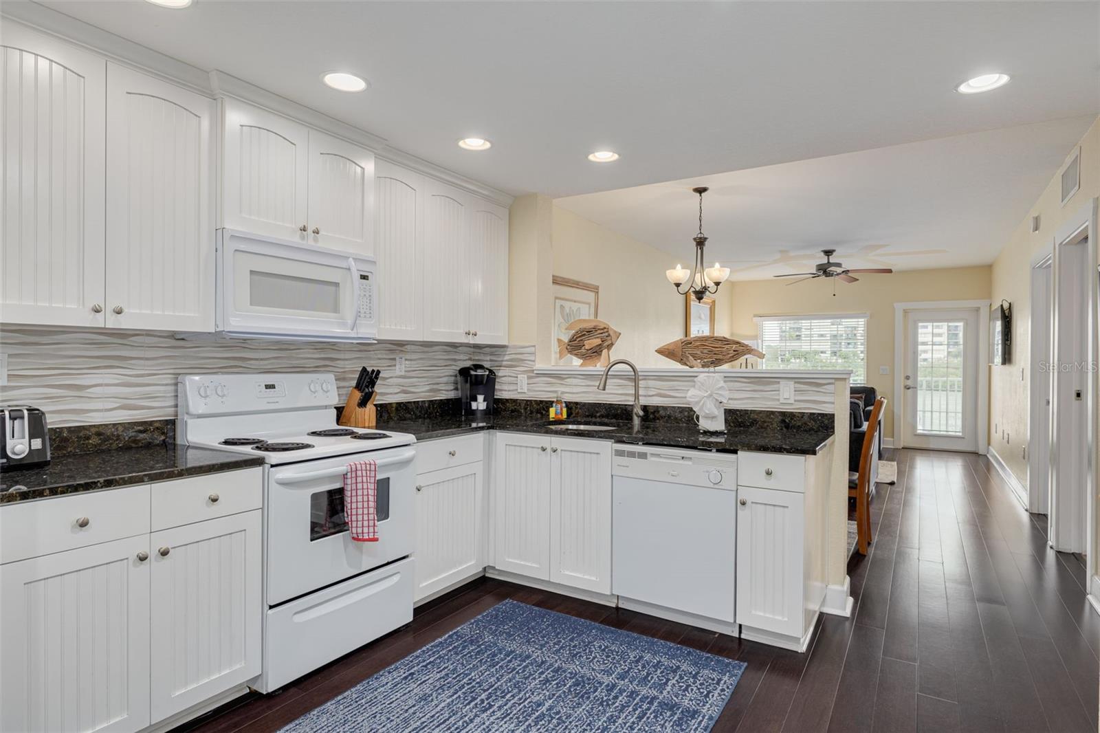 HARBOURSIDE AT MARKER 33 VACATION CONDO - Residential