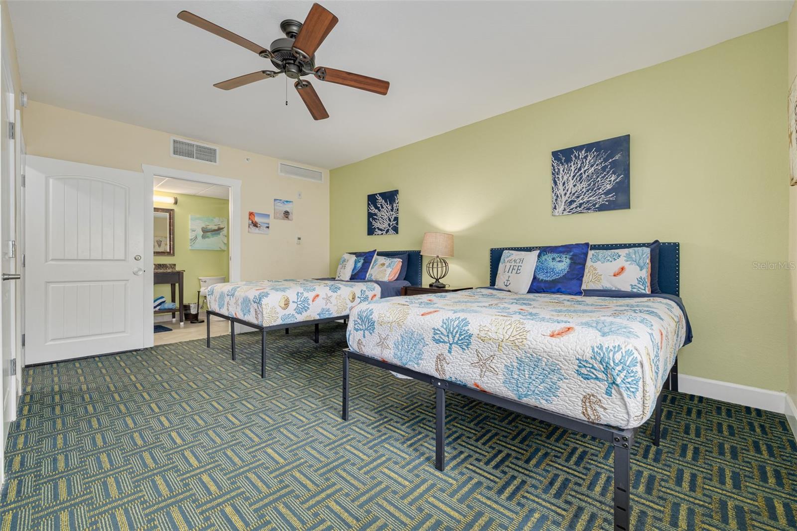 HARBOURSIDE AT MARKER 33 VACATION CONDO - Residential