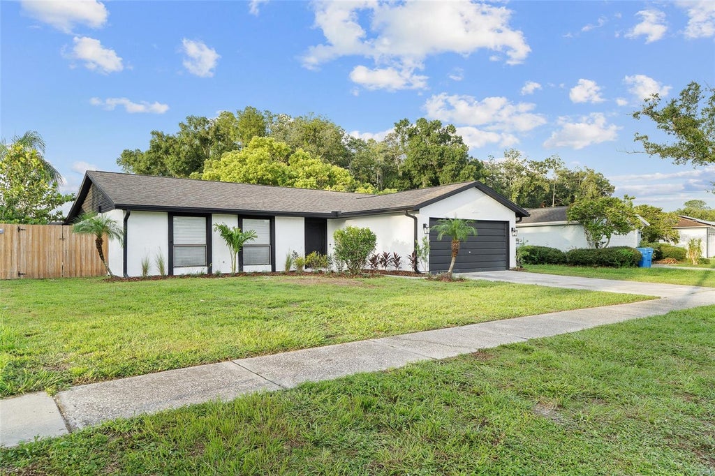 Photo of 5308 Black Pine Drive, Tampa, FL 33624 (MLS # TB8558843)