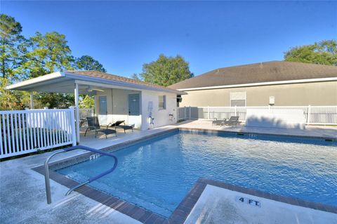 A home in WINTER HAVEN