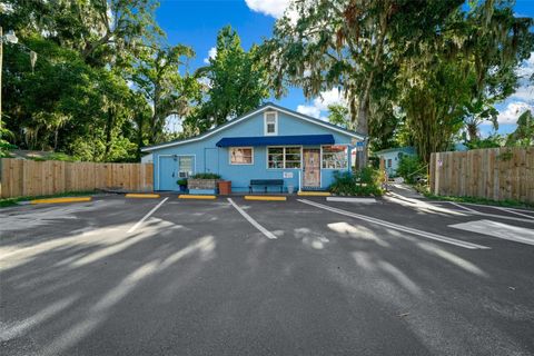 Photo of 5148 SE Abshier Boulevard, Belleview, FL 34420 (MLS # OM681335)