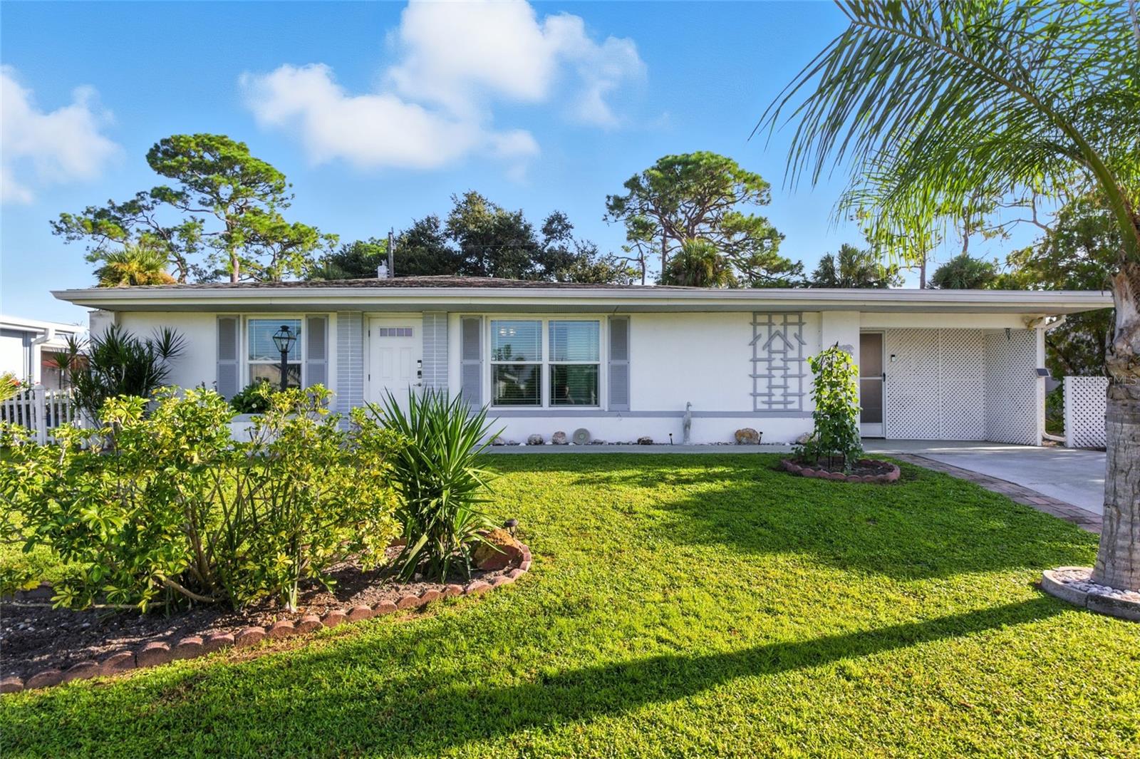 8142 COCO SOLO AVENUE