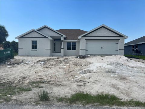 A home in PORT CHARLOTTE