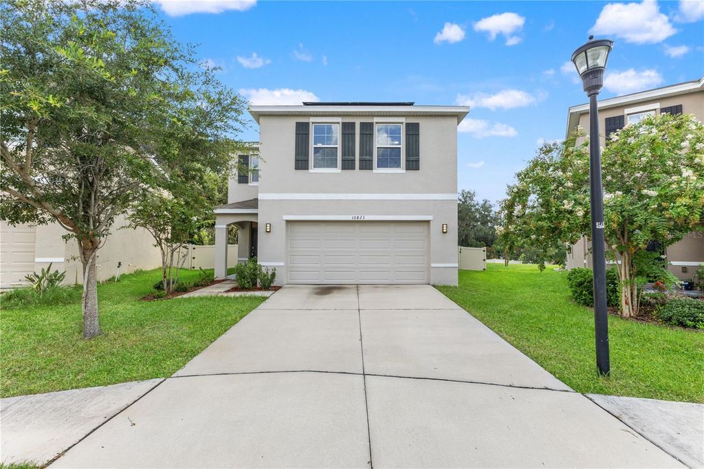 Photo of 10823 Trailing Vine Drive, Tampa, FL 33610 (MLS # TB8527750)