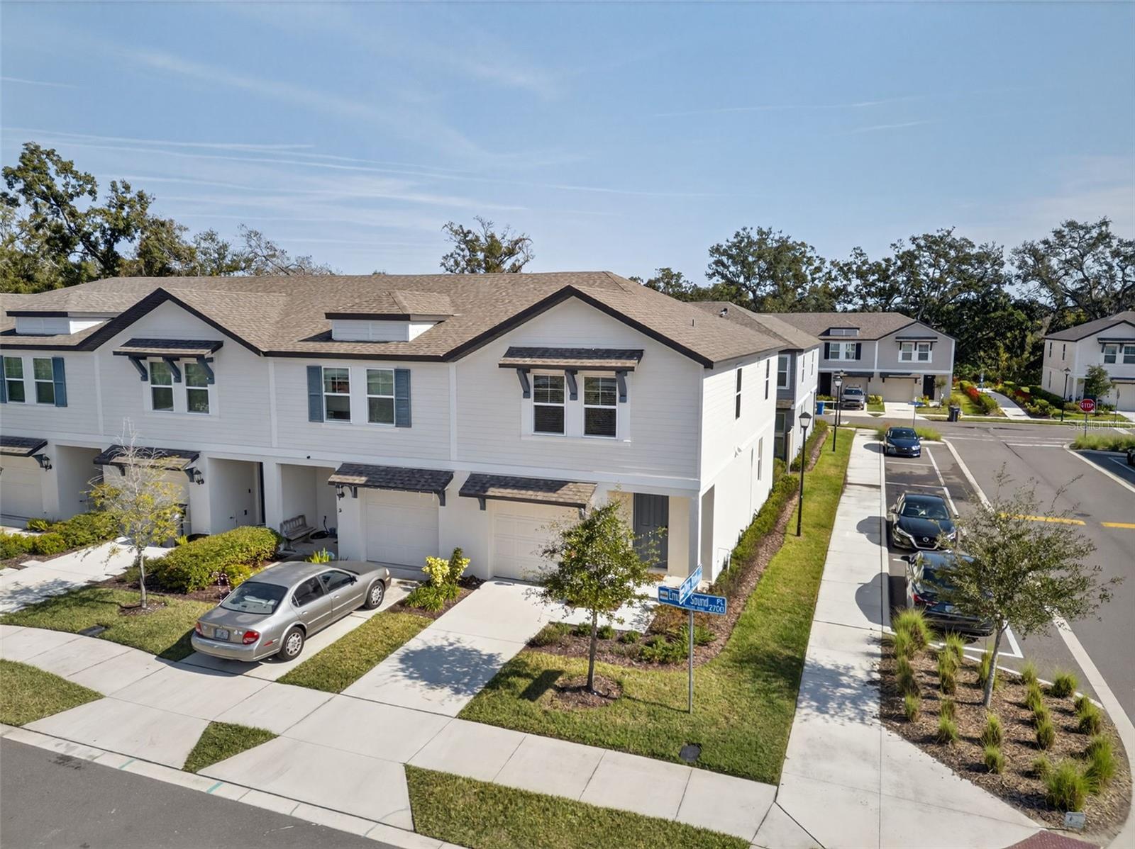 PRESTON OAKS TWNHMS - Residential