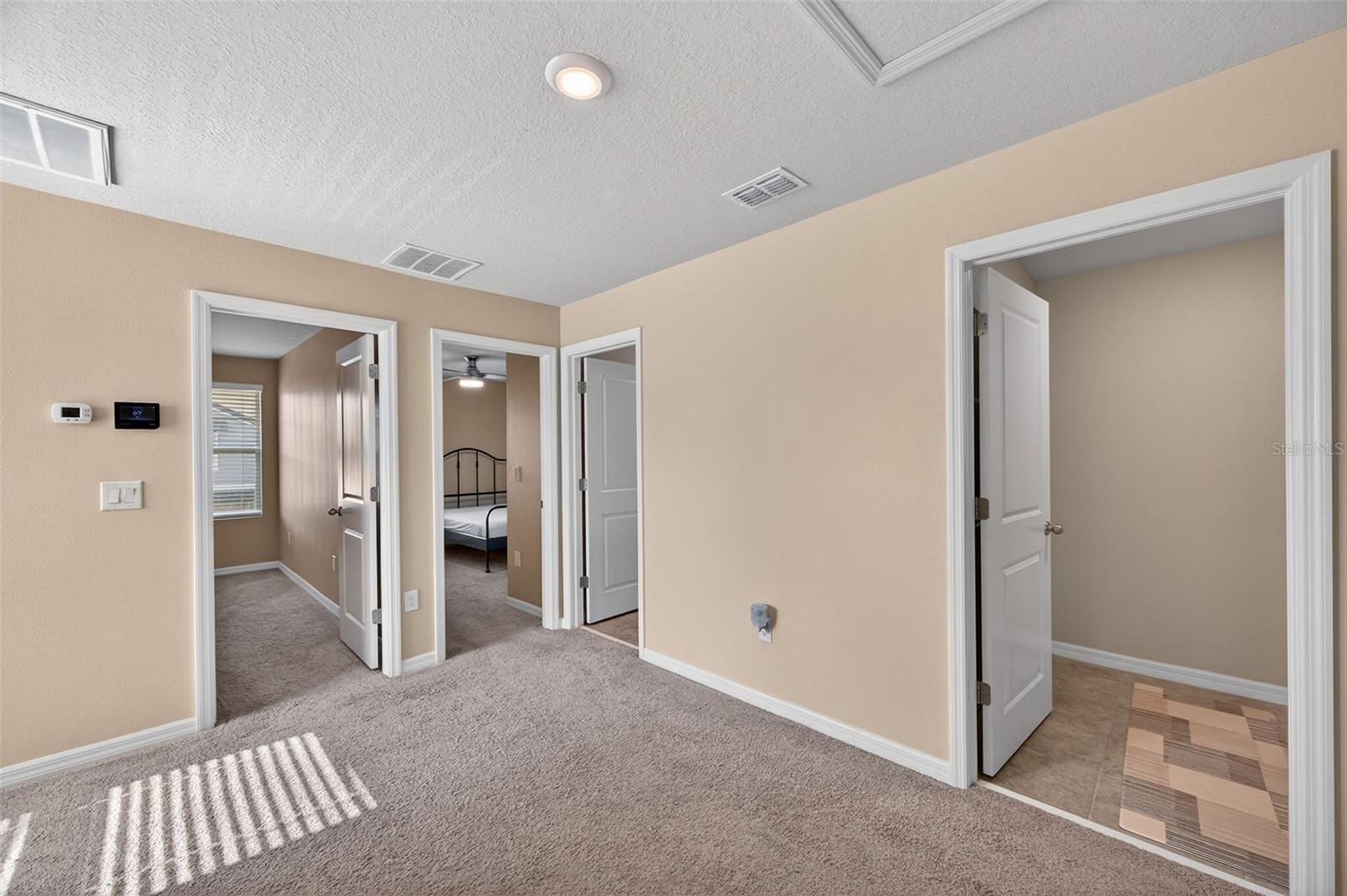 PRESTON OAKS TWNHMS - Residential