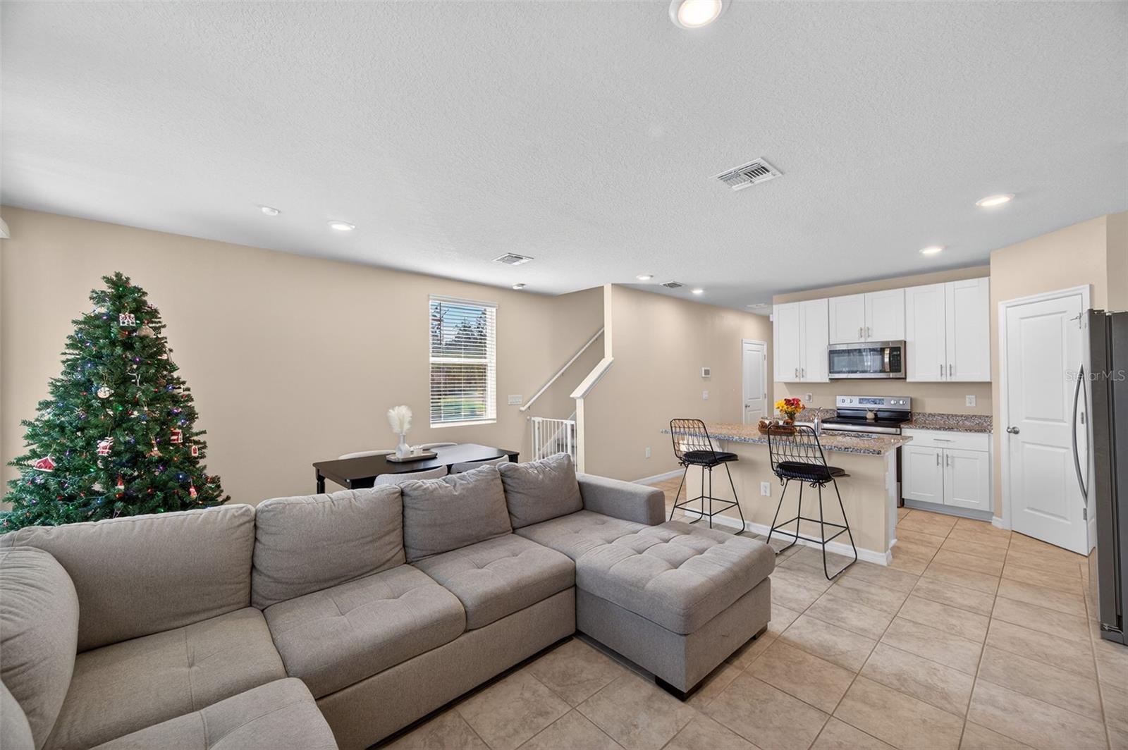 PRESTON OAKS TWNHMS - Residential