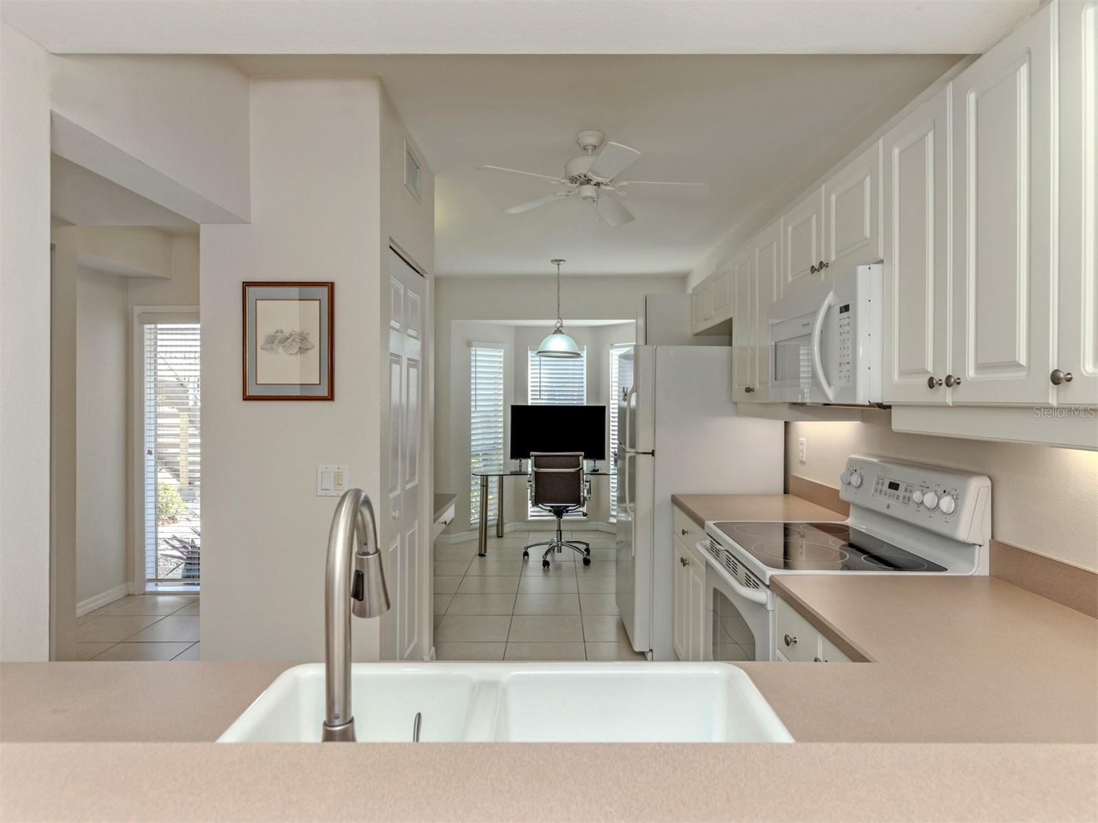 WATERSIDE VILLAGE - Residential