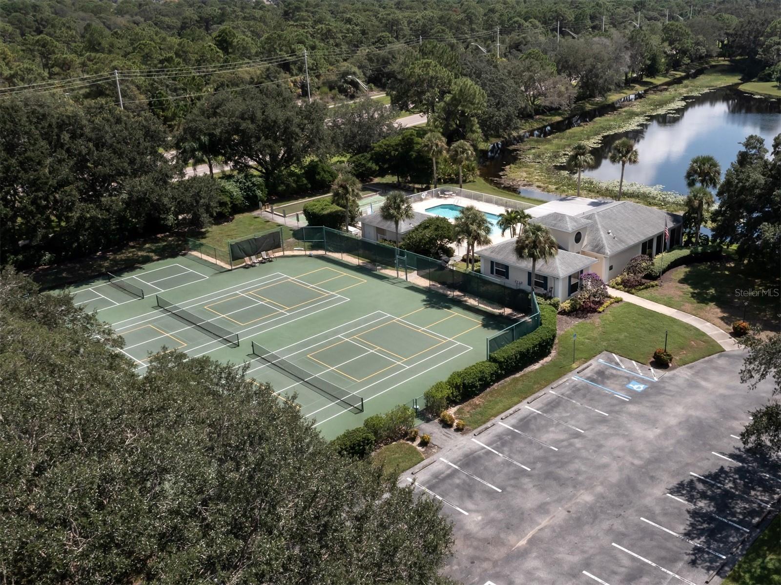 WATERSIDE VILLAGE - Residential