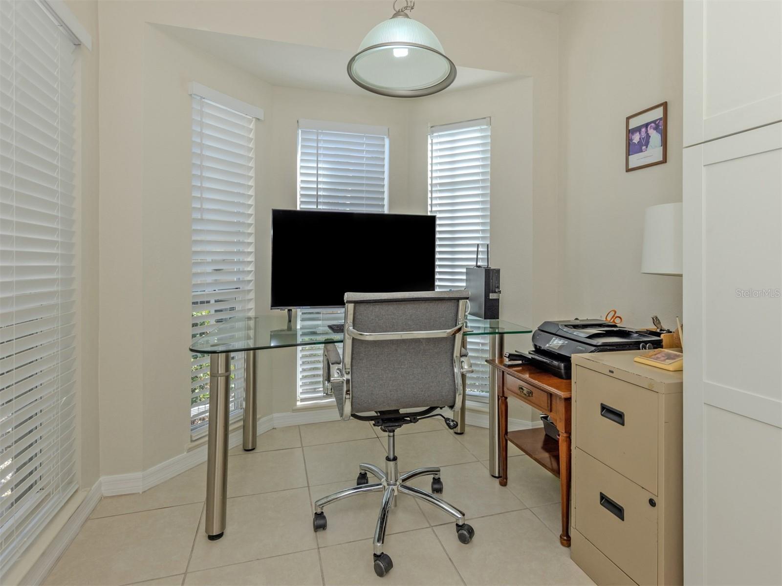 WATERSIDE VILLAGE - Residential