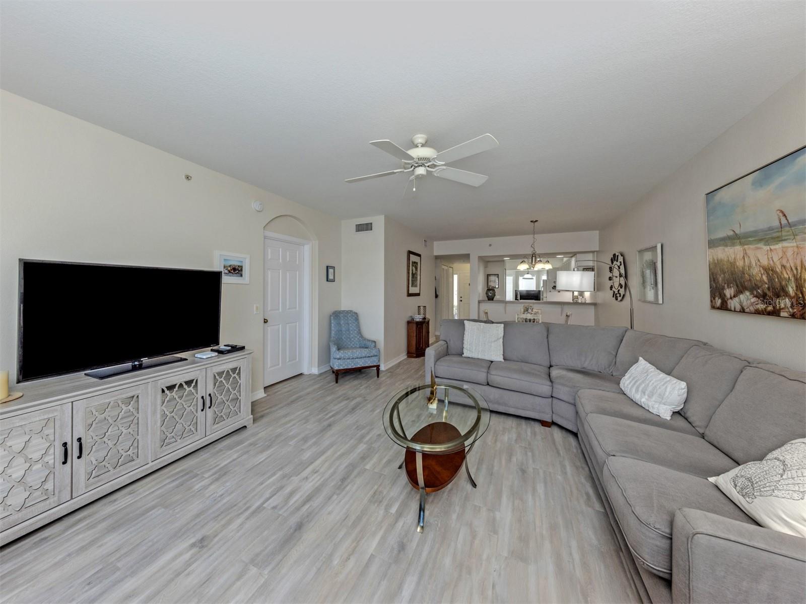 WATERSIDE VILLAGE - Residential