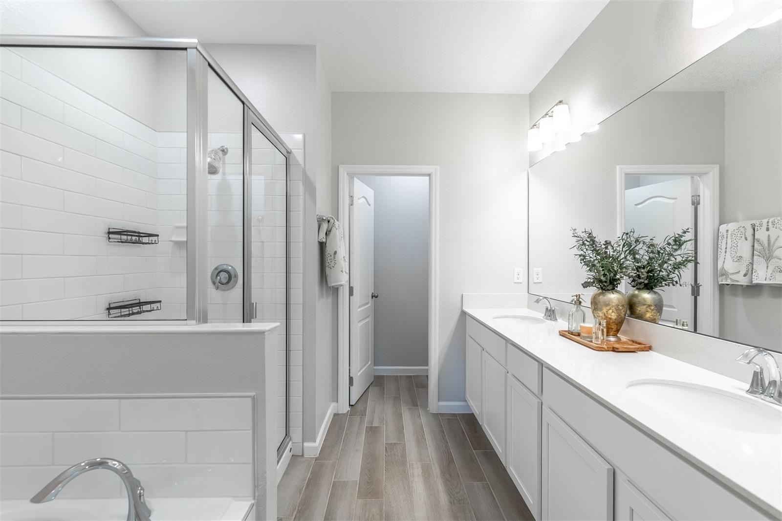 TOWNS AT TUSKAWILLA COMMONS - Residential