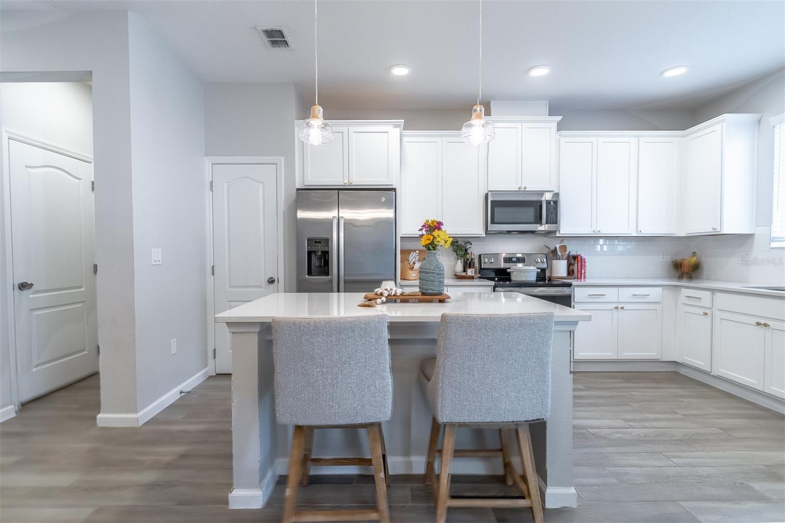 TOWNS AT TUSKAWILLA COMMONS - Residential