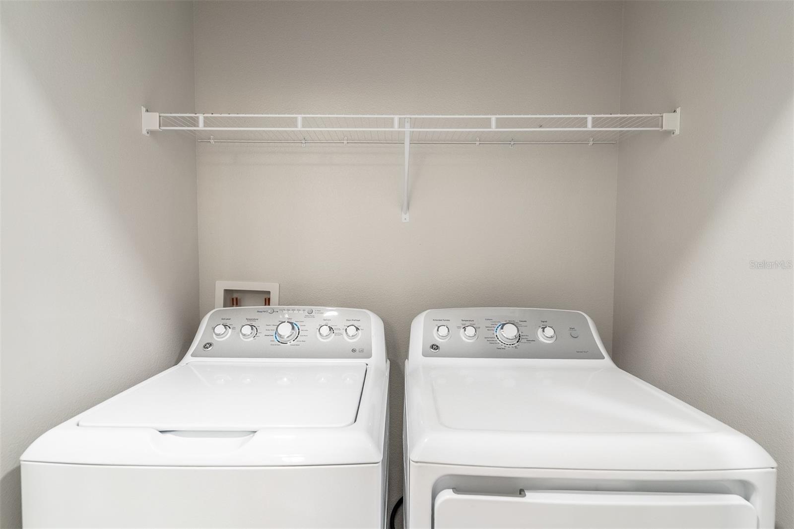 TOWNS AT TUSKAWILLA COMMONS - Residential