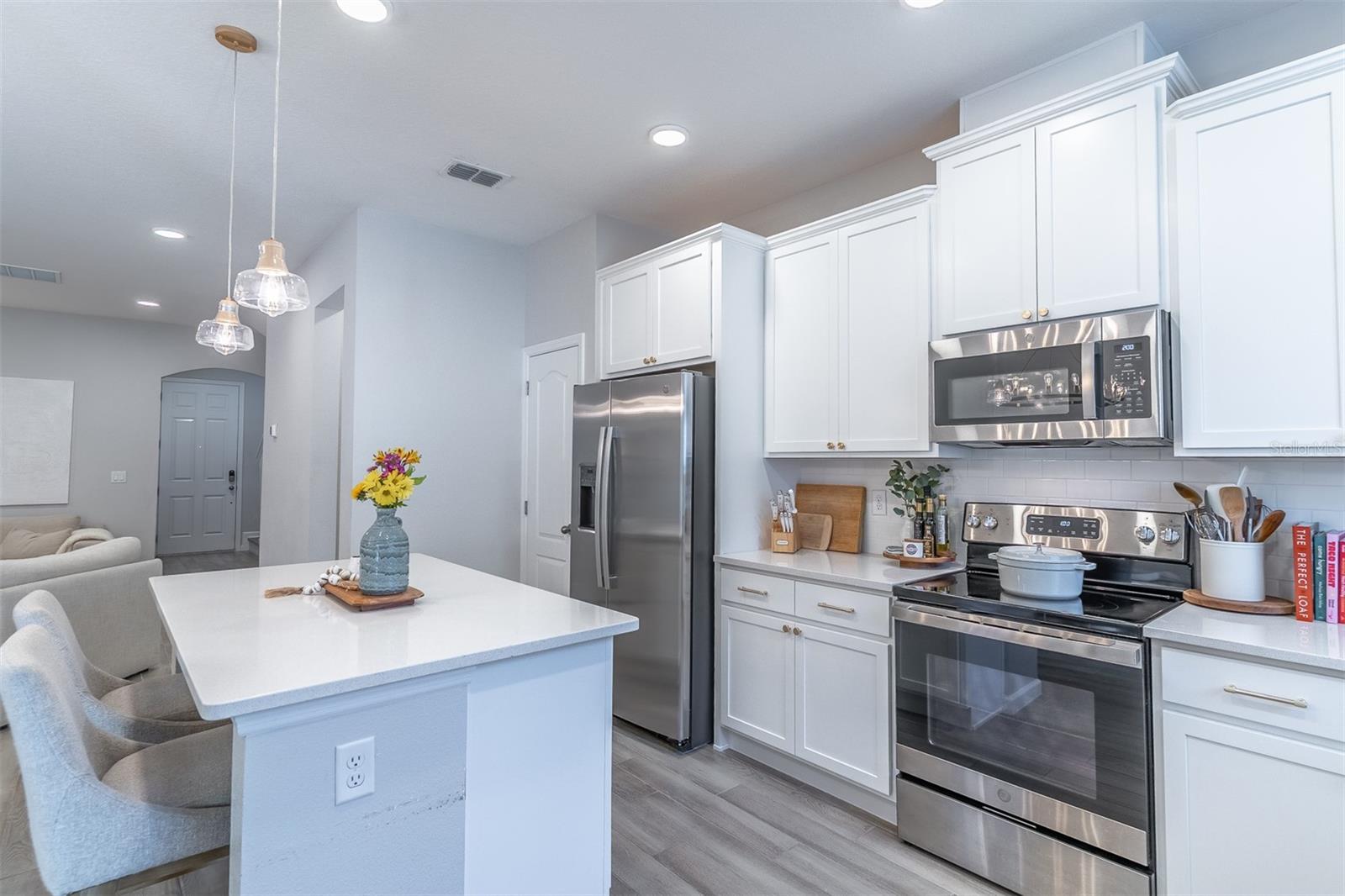 TOWNS AT TUSKAWILLA COMMONS - Residential