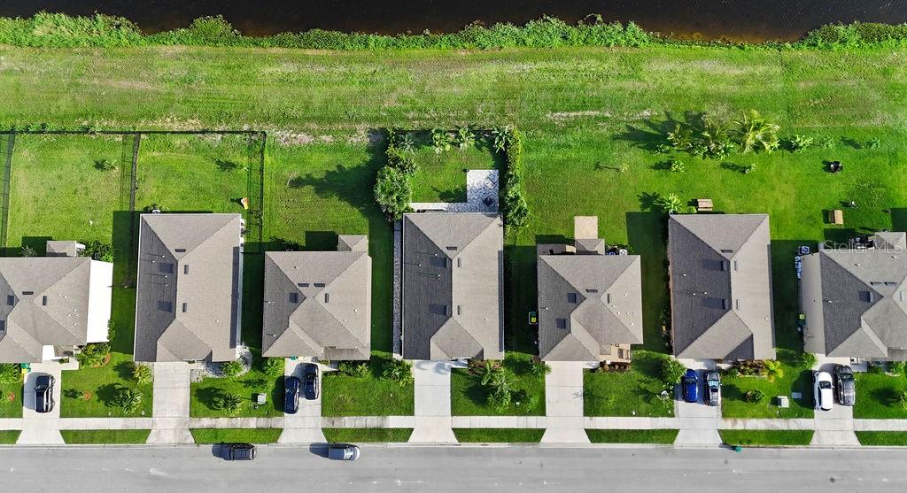 LAKESIDE PALMS - Residential