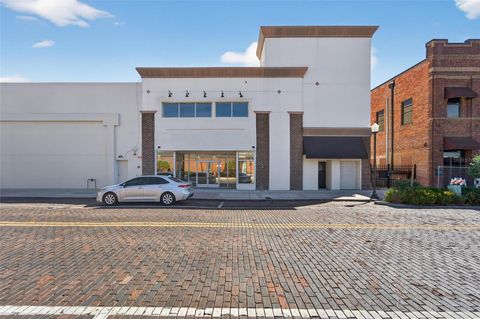 106 N EVERS STREET PLANT CITY FL 33563