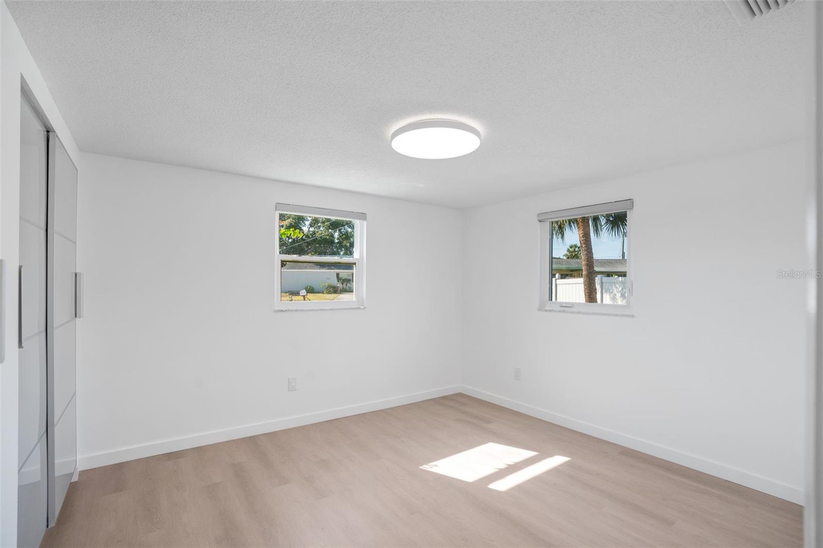 PHILLIPPI GARDENS - Residential Income