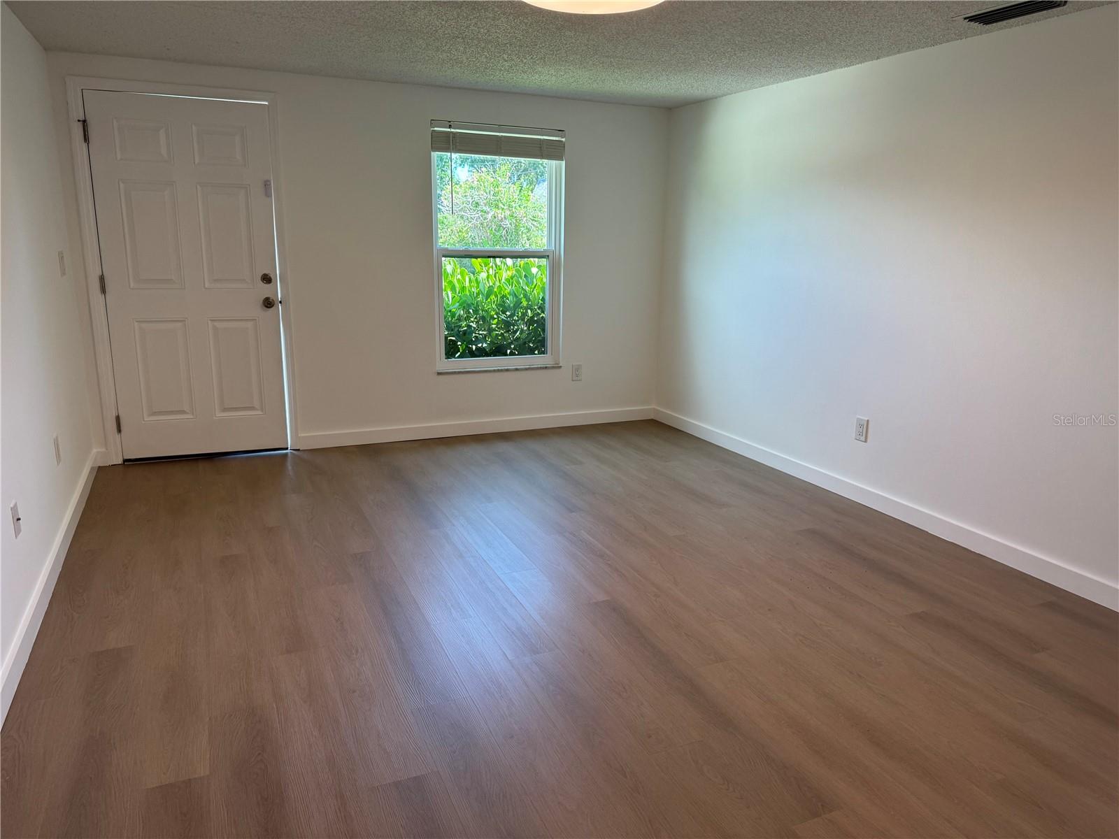 PHILLIPPI GARDENS - Residential Income