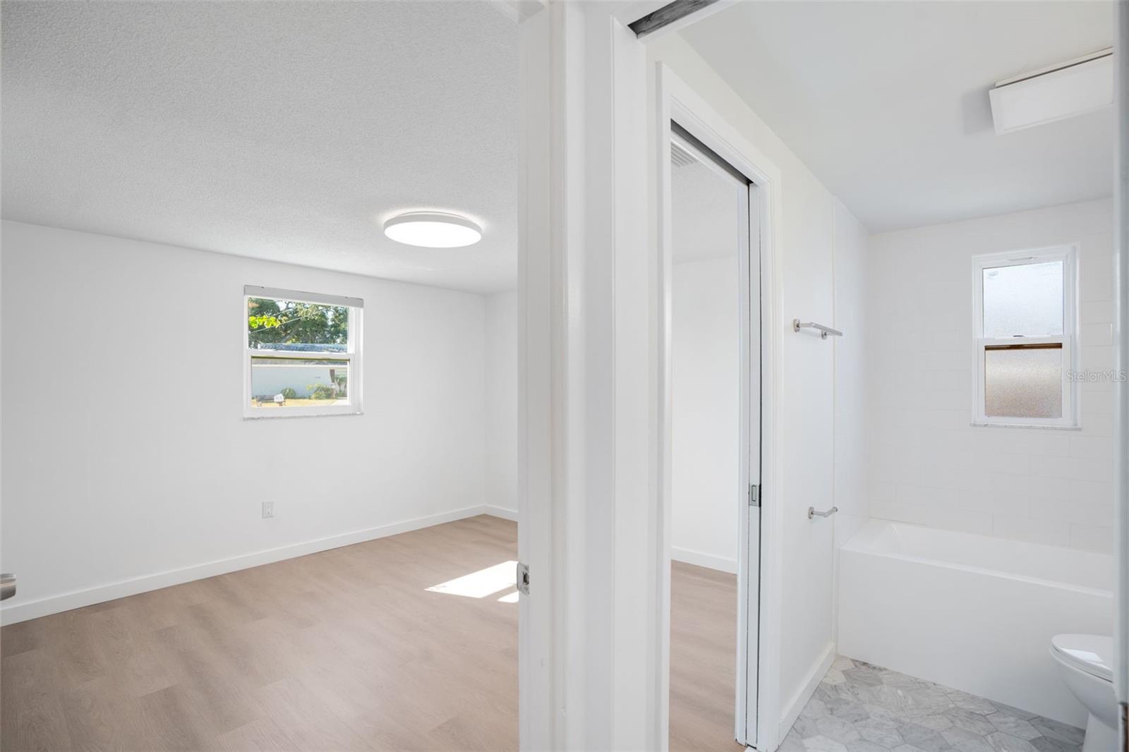 PHILLIPPI GARDENS - Residential Income