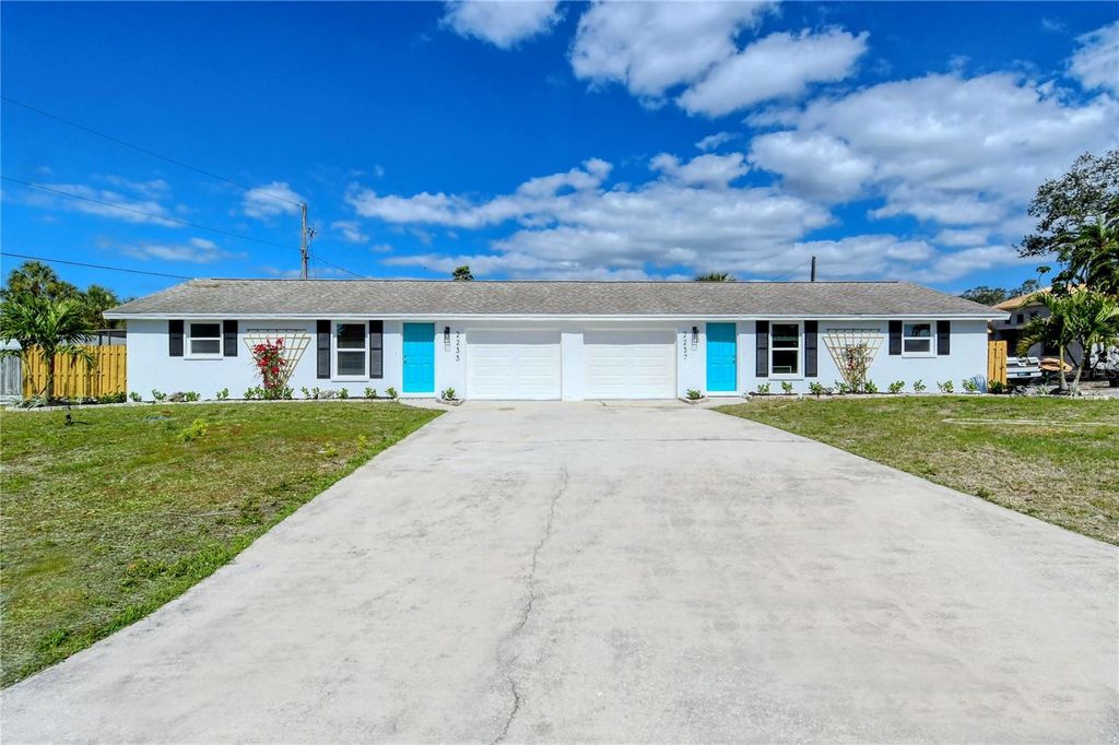 Photo of 2237 Michele Drive, Sarasota, FL 34231 (MLS # A4637159)