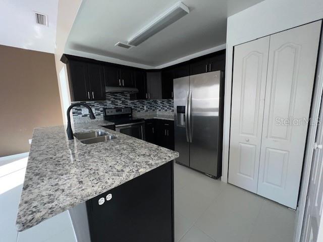 CANDLEWYCK VILLAGE REP - Residential Lease