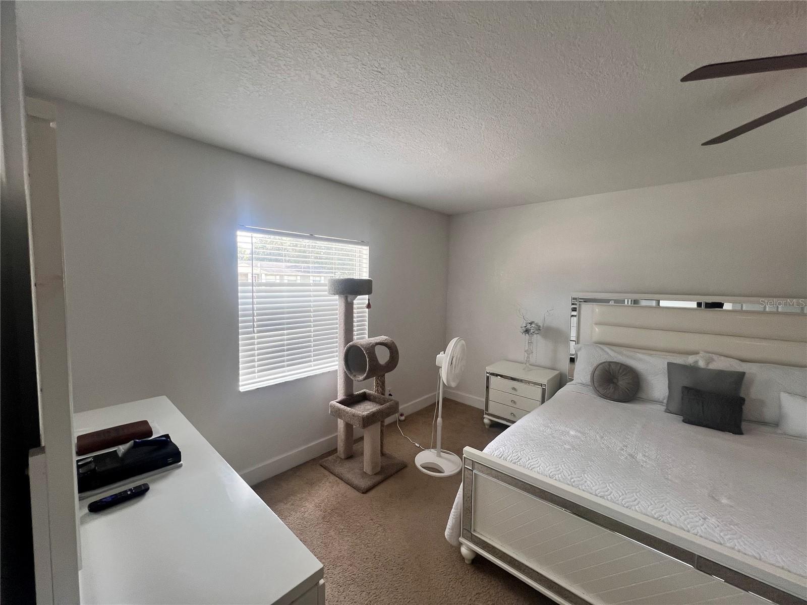 CANDLELIGHT OAKS - Residential