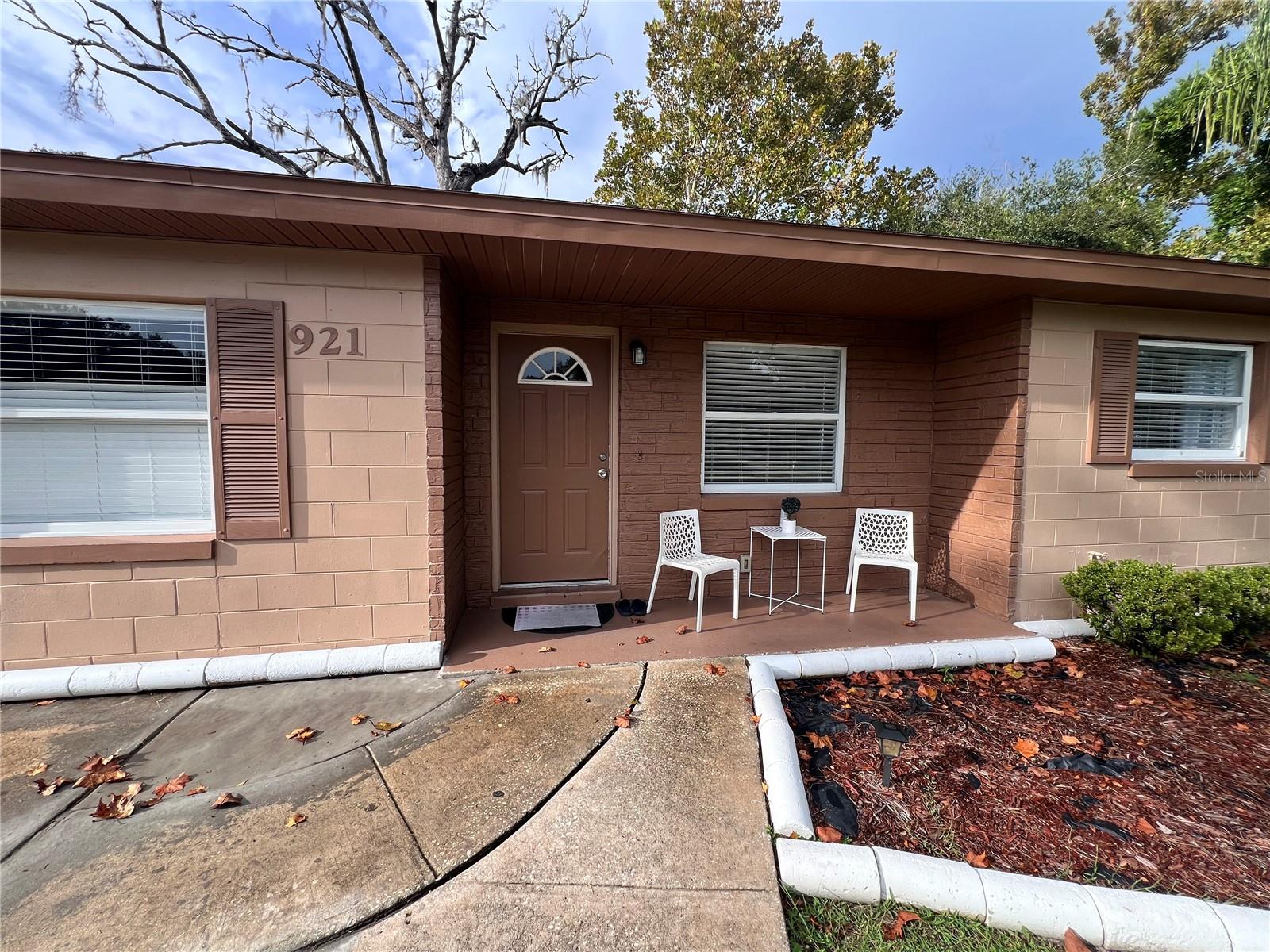 CANDLELIGHT OAKS - Residential