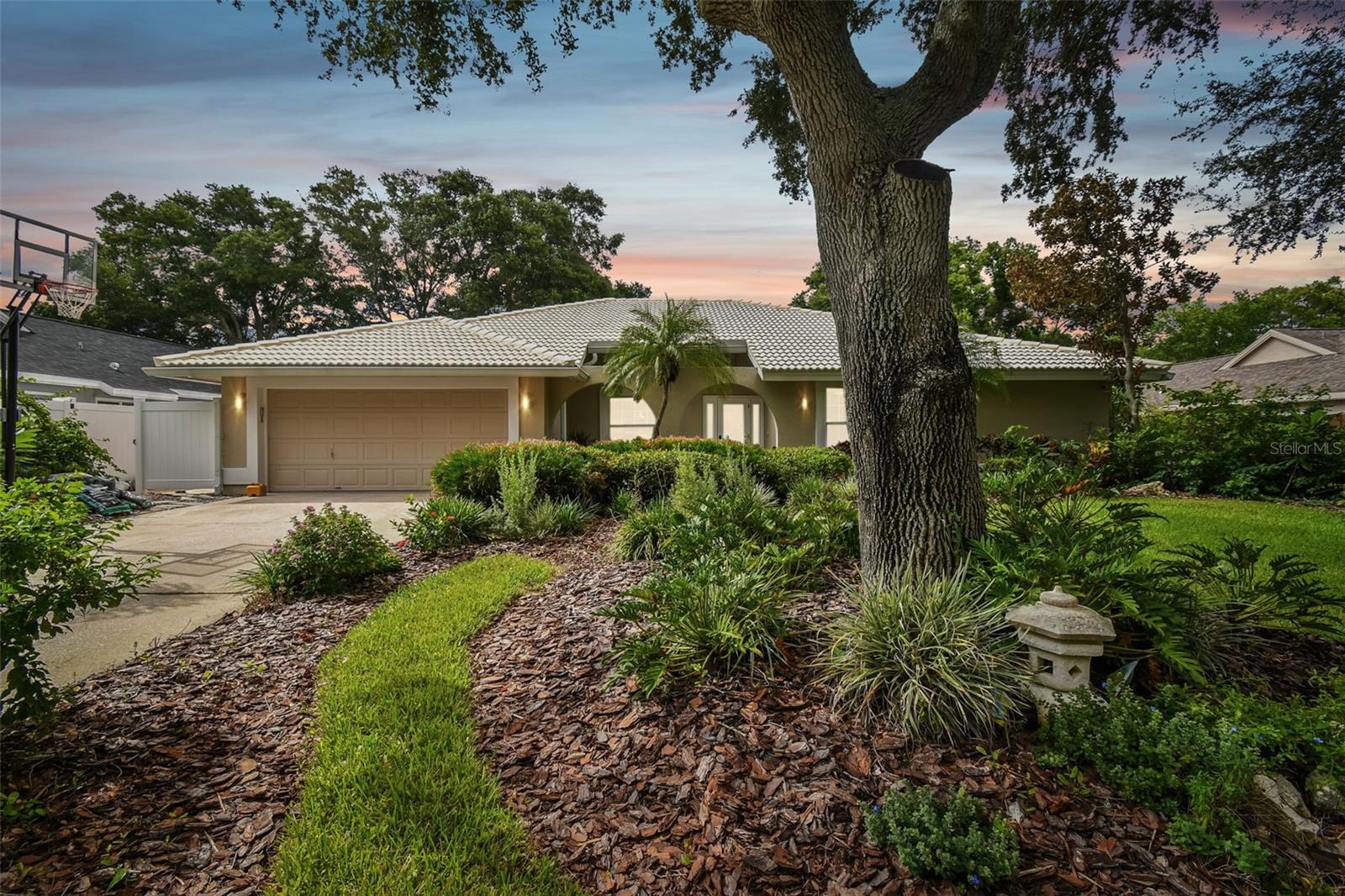 View PALM HARBOR, FL 34683 house