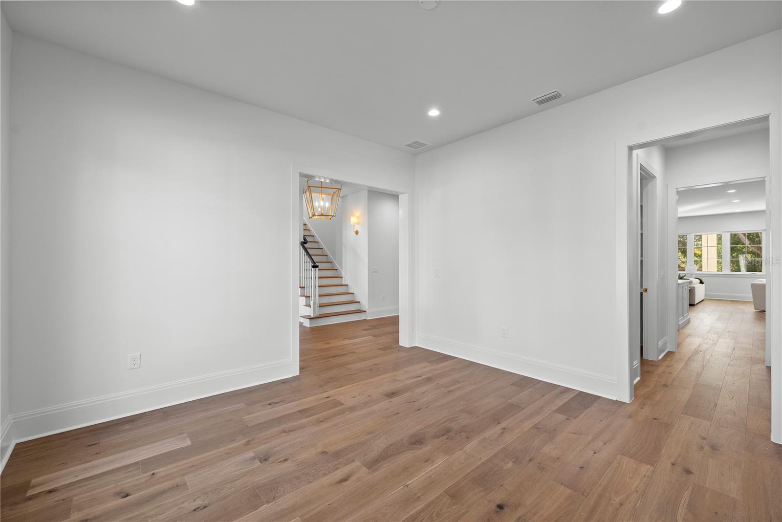 SUNSET PARK - Residential