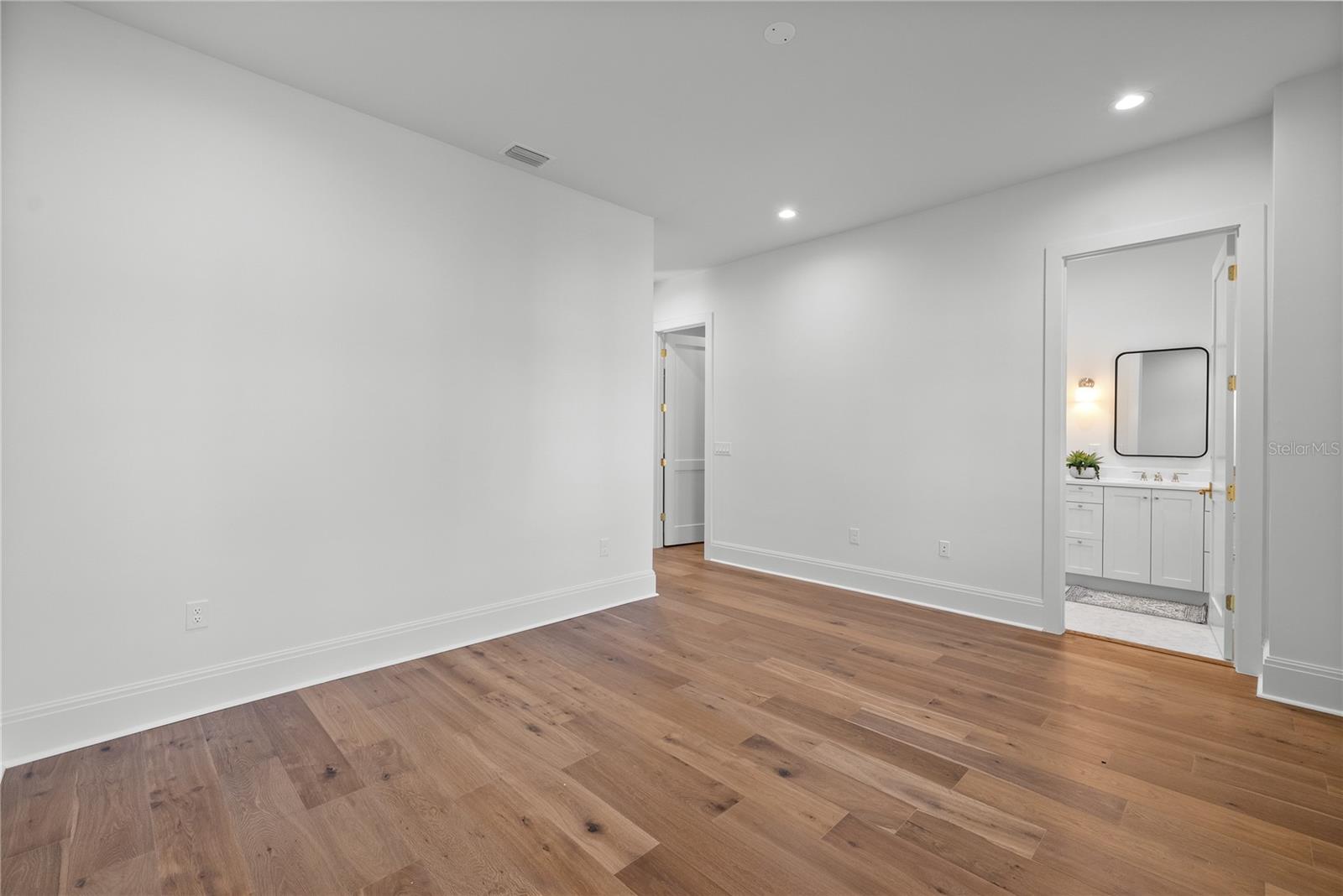 SUNSET PARK - Residential