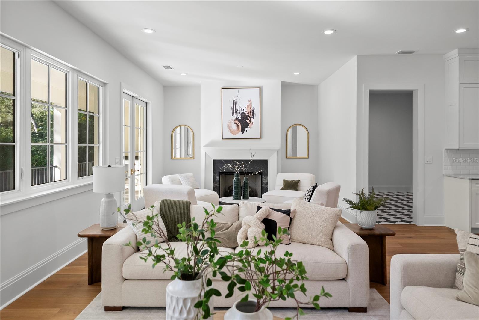 SUNSET PARK - Residential