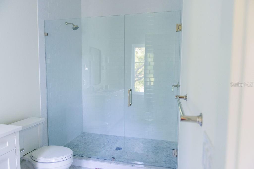 SUNSET PARK - Residential