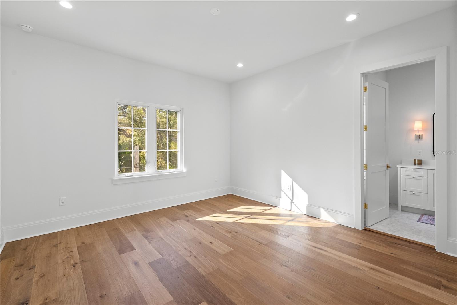 SUNSET PARK - Residential