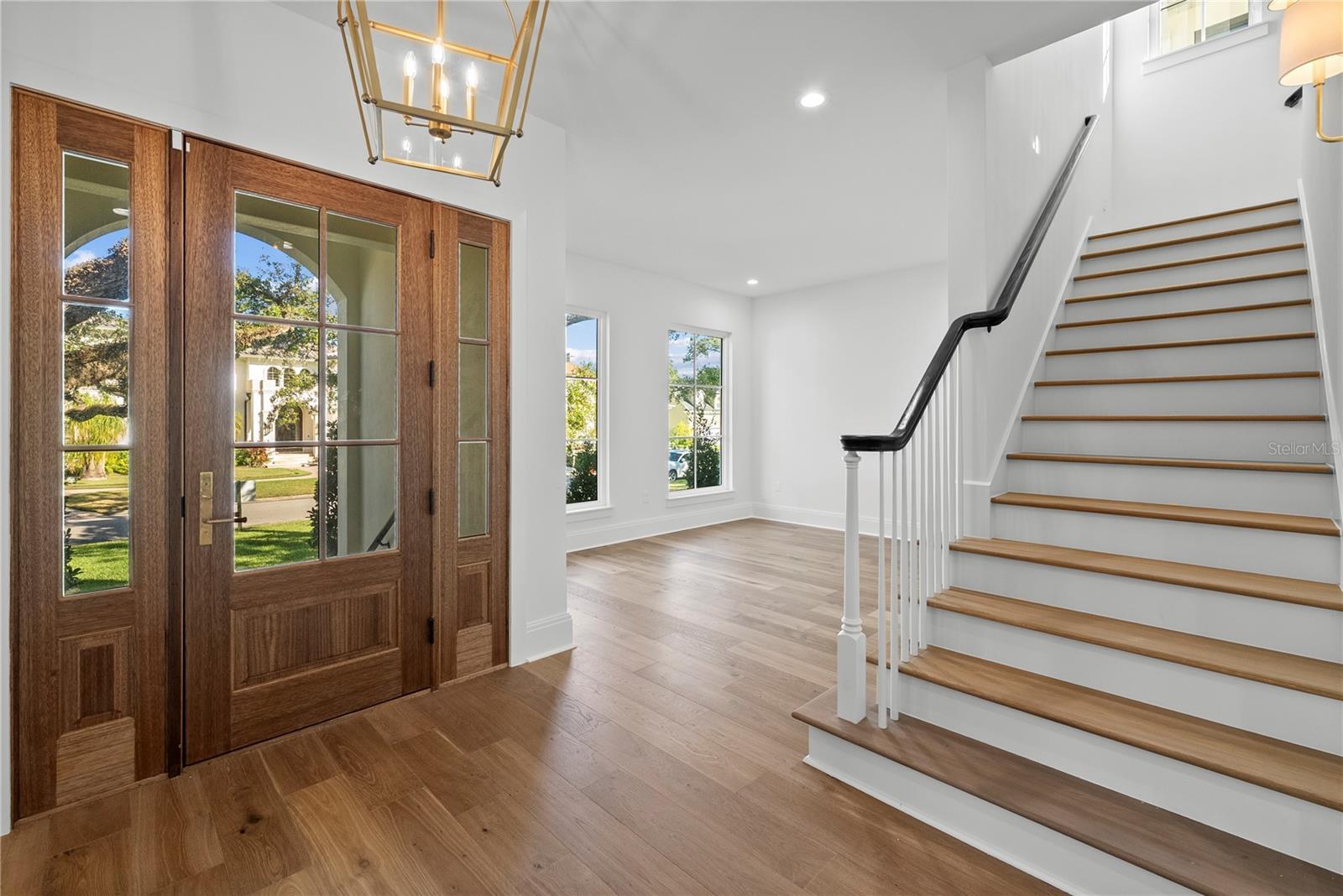 SUNSET PARK - Residential