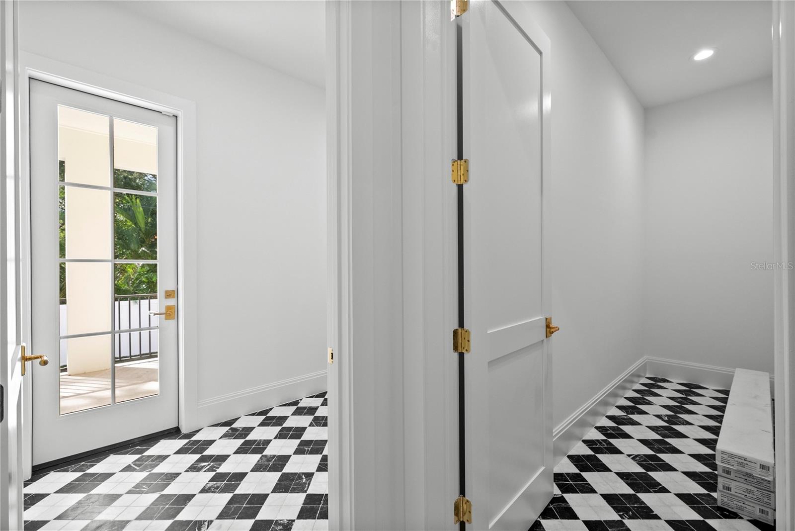 SUNSET PARK - Residential